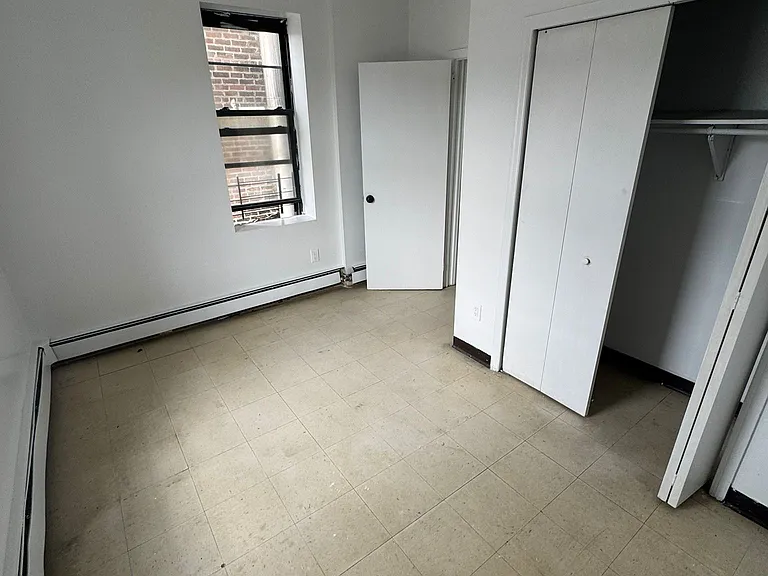 142 Orchard St #2R — Photo 17