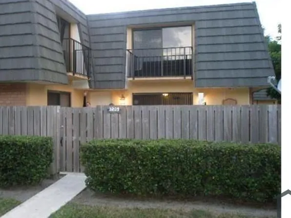 3209 32nd Way, West Palm Beach, FL 33407