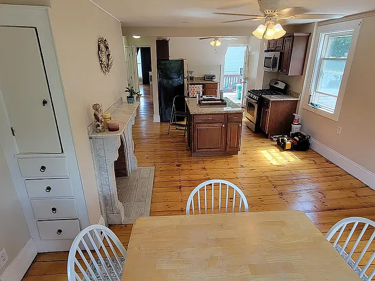 12 Concord St #B — Photo 3