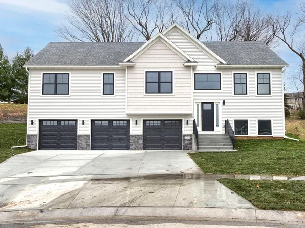 1264 1st Ct NE, Byron, MN 55920