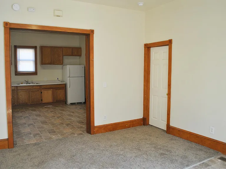 1629 Oakland Ave #2 — Photo 4