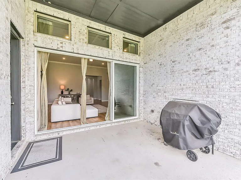 11927 Carillon Forest Dr — Photo 35