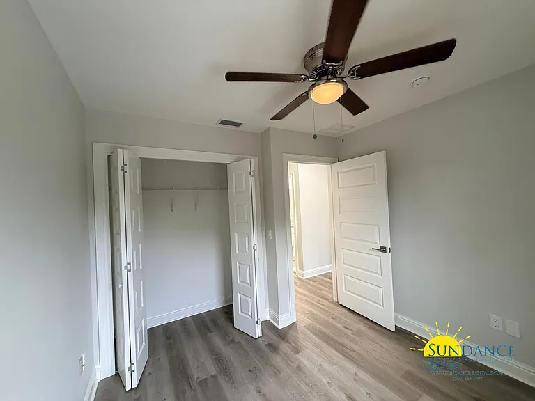 699 Woodlawn Ave NW — Photo 15
