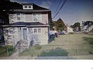 76 Vermont Ave, Hempstead, NY 11550