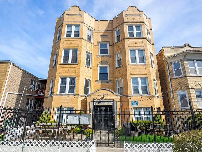 3728 W Wilson Ave #1 — Photo 1