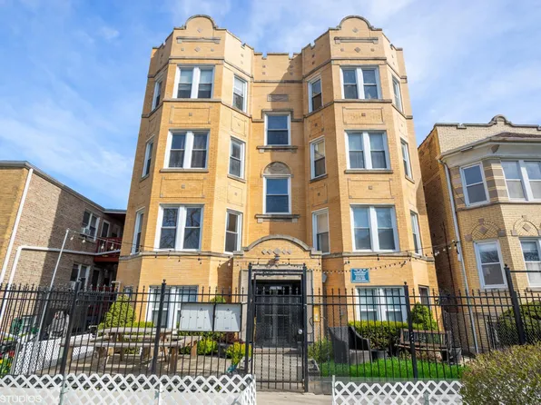 3728 W Wilson Ave #1, Chicago, IL 60625