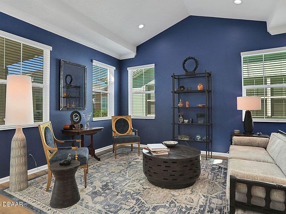 4th image of 378 Parrot Ln