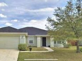 2387 Brian Lakes Dr E, Jacksonville, FL 32221