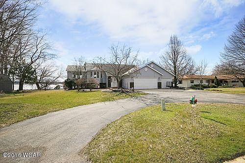 1st image of 2501 Country Club Dr NE