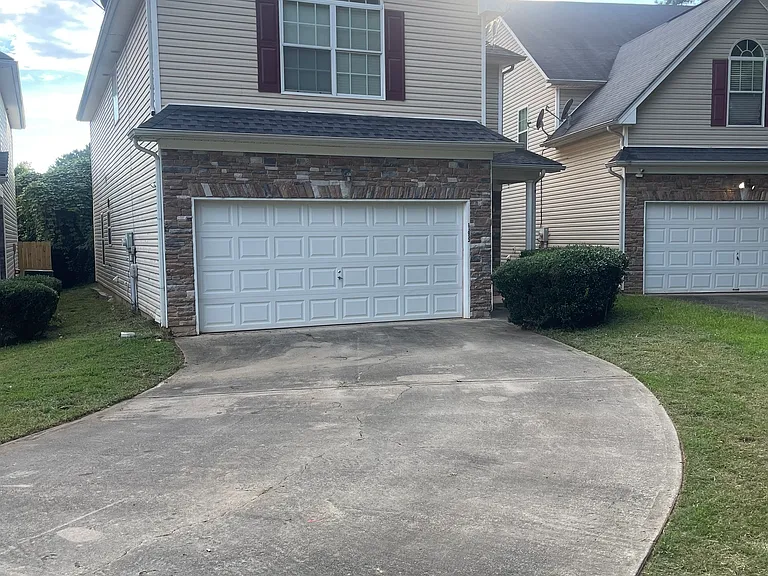 11053 Aliyah Dr — Photo 4