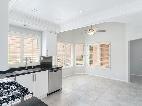 2nd image of 48603 Calle Esperanza