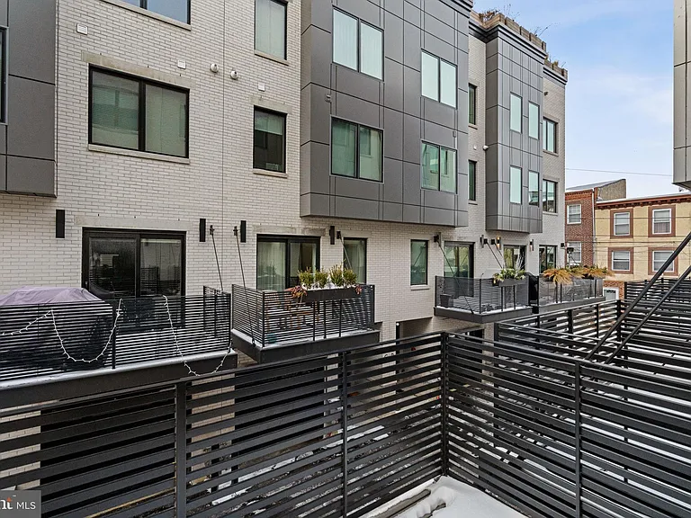 706 Latona St #G — Photo 23