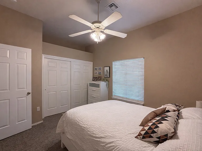 10745 E 38th Ln — Photo 7