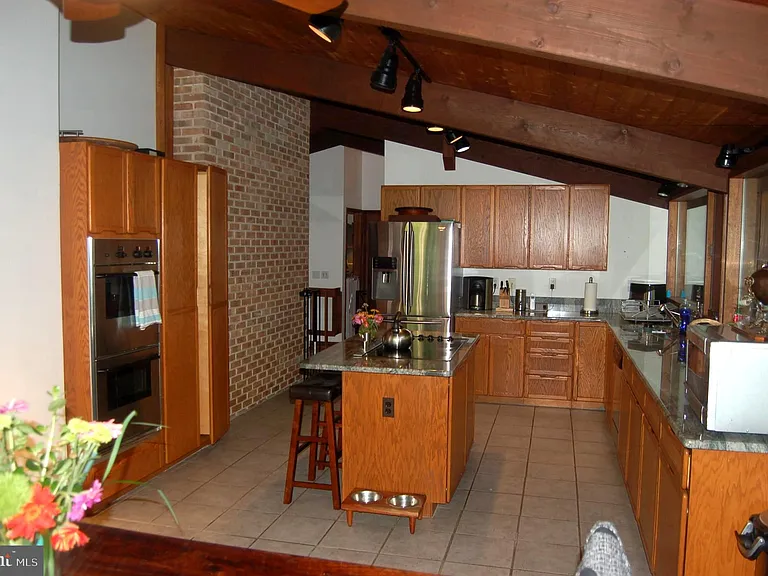 9728 Swift Creek Ct — Photo 31