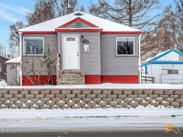 228 S Alaska St, Palmer, AK 99645