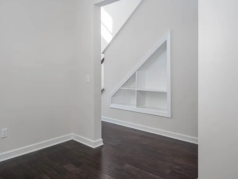 105 Spring Pine Ln — Photo 13