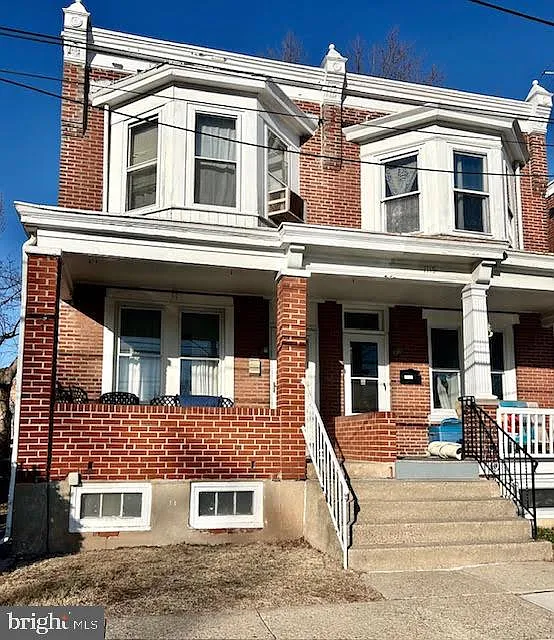 1117 W Lafayette St photo 1