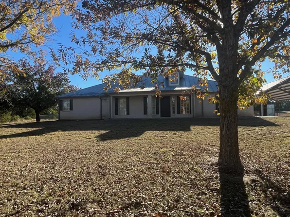 3076 County Road 1045 Rd, Lampasas, TX 76550