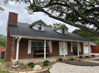 123 W Tanglewood Dr, New Braunfels, TX 78130