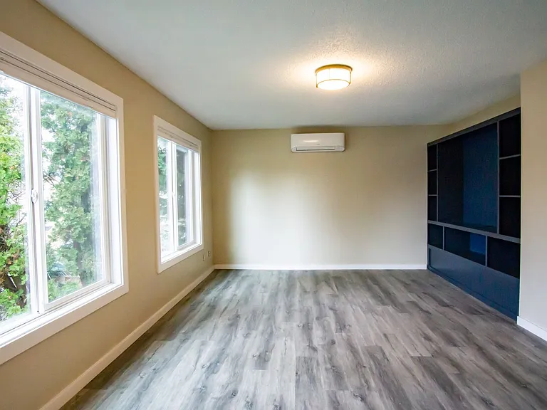 4149 SE 37th Ave #3 — Photo 1