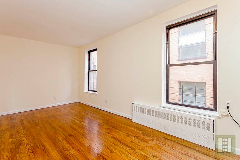 2nd image of 2419 A C Powell Blvd APT 4A