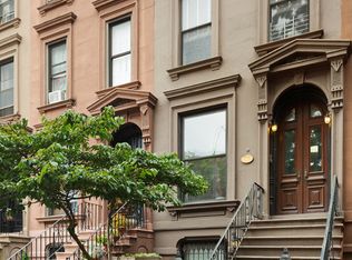 186 Washington Ave #2, Brooklyn, NY 11205