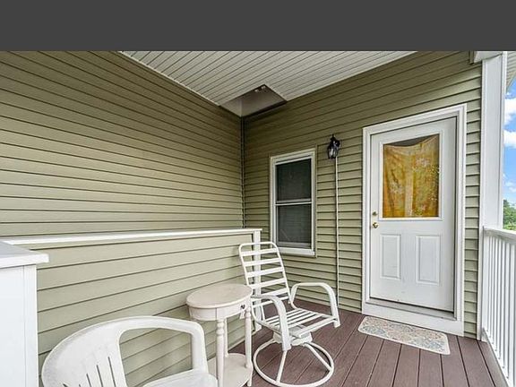 5th image of 74 Lafayette St APT 3
