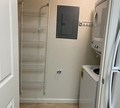 5th image of 862 Lake McClure Dr