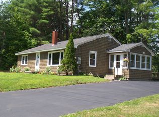 23 Laurel St, Mechanic Falls, ME 04256