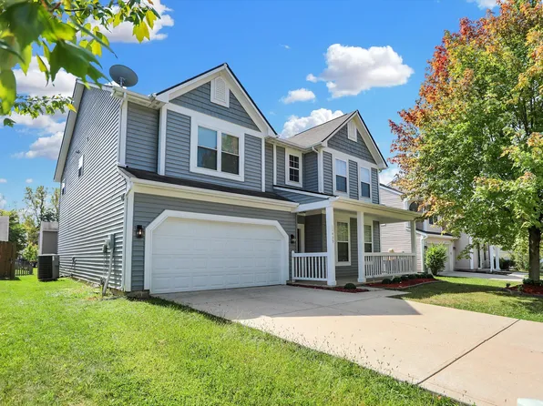 11435 Long Lake Dr, Indianapolis, IN 46235