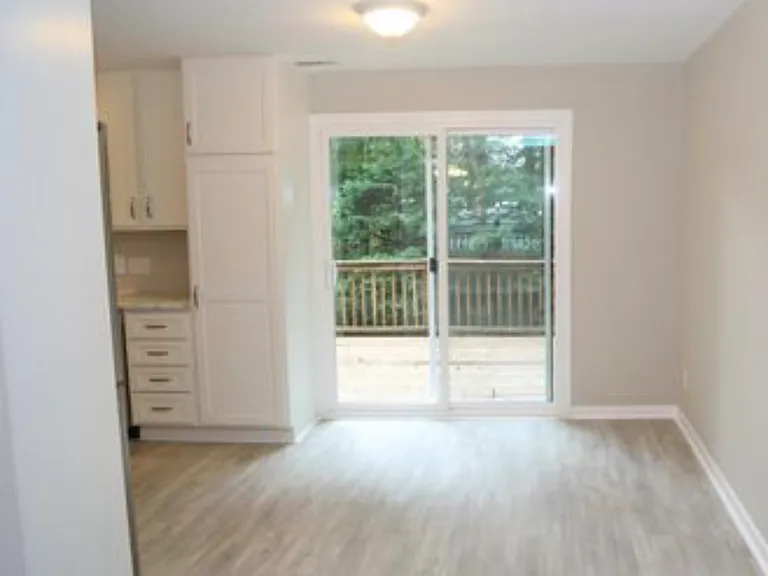 103 Creekline Ct — Photo 2