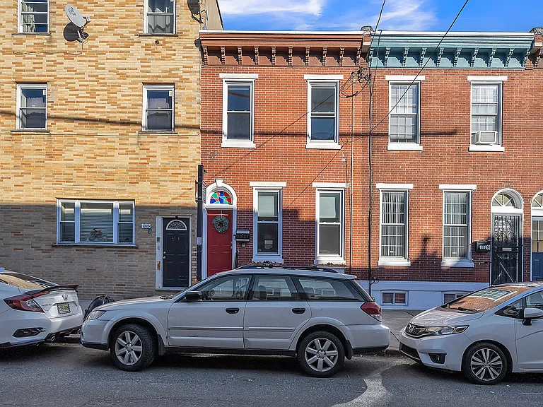 1327 S 9th St — Photo 1