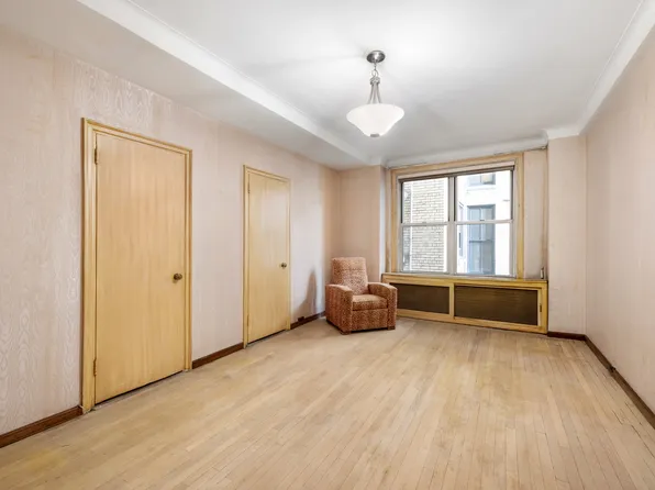 262 Central Park West image 6 of 14