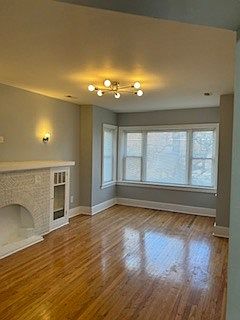 4th image of 1504 S Hamlin Ave