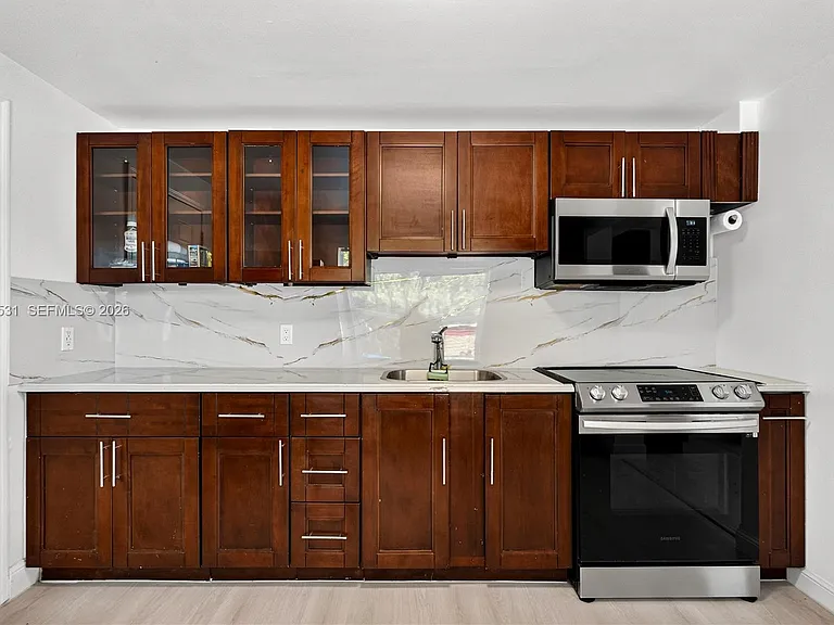 5800 Taylor St #1 — Photo 5