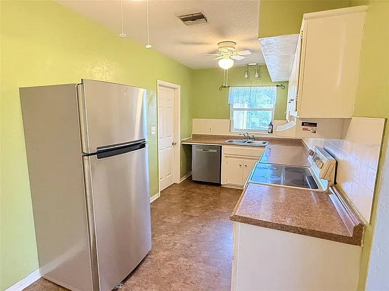 5541 Lown St N #SOUTH — Photo 6