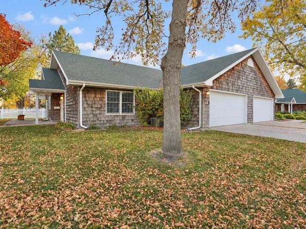 1307 N Dakota St, Aberdeen, SD 57401