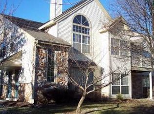 1108 Foxmeadow Dr BUILDING 11, Royersford, PA 19468