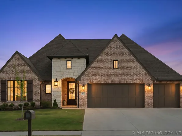 902 E 148th Pl S, Glenpool, OK 74033