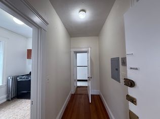 1381 Commonwealth Ave APT 6, Boston, MA 02134