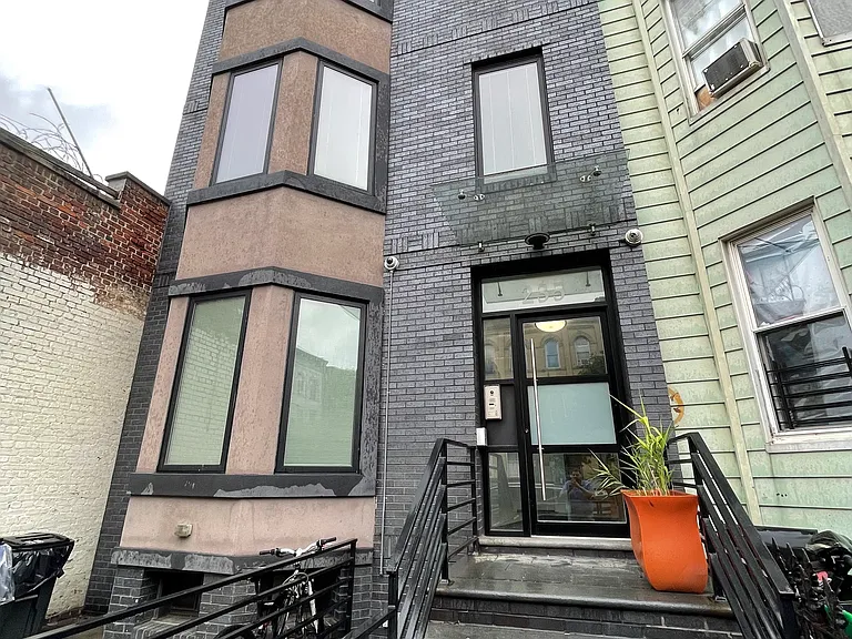 235 51st St #3 — Photo 20
