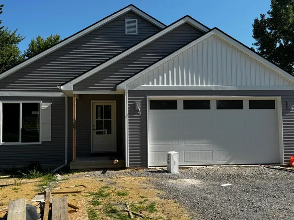408 Hudson St, Napoleon, OH 43545