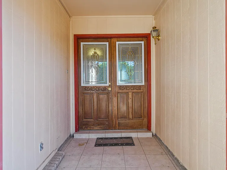 4805 Maureen Cir — Photo 5