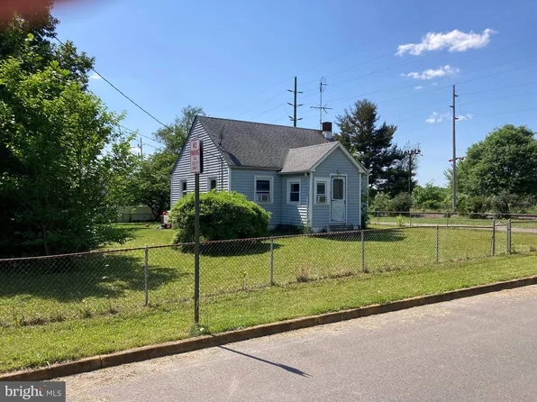 41 N Home Ave, Gibbstown, NJ 08027