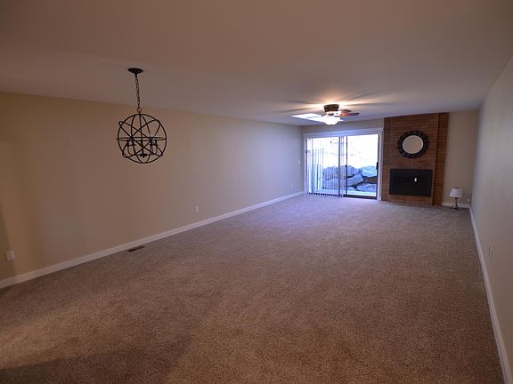 3rd image of 2622 174th Ave NE