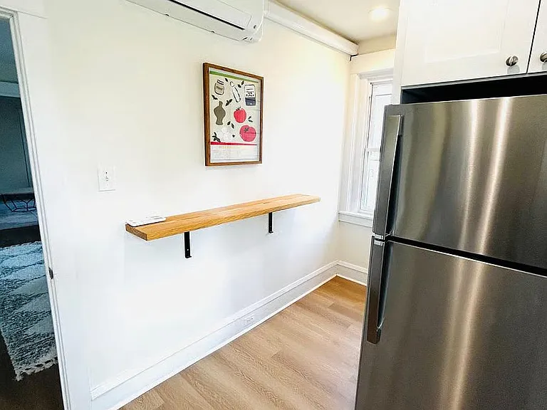 525 N Broad St — Photo 9