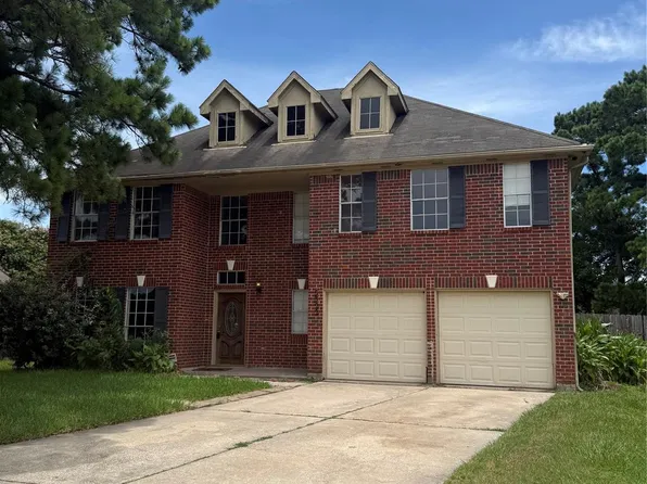 5322 Golden Stream Dr, Houston, TX 77066