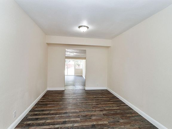 5th image of 1361 N Del Mar Ave