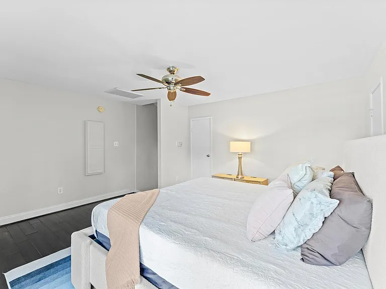 775 Worthshire St — Photo 14
