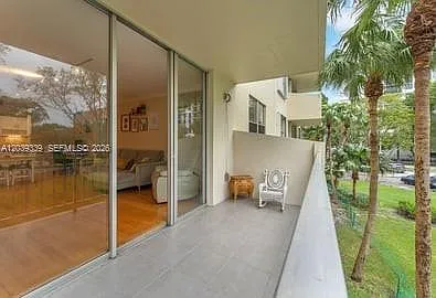 11111 Biscayne Blvd #2F — Photo 8
